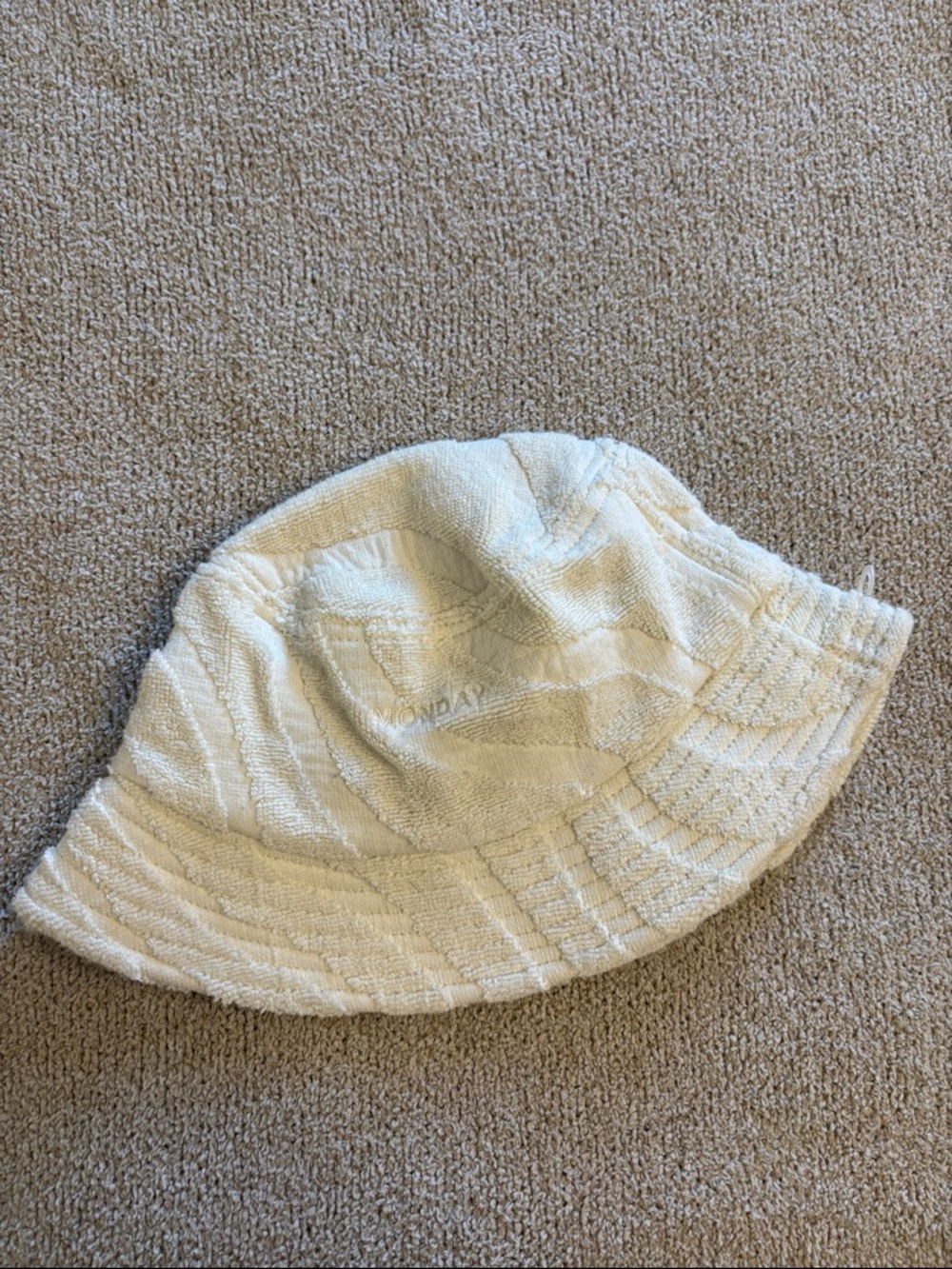 Monday swimwear bucket hat